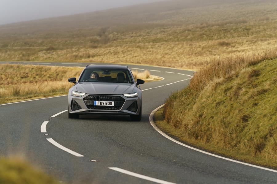  Audi RS6 Avant (C8) 2020 года  (UK) (фото 50 из 150)